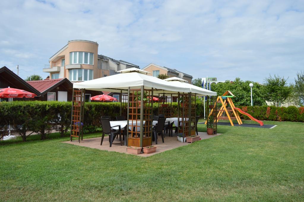 Zafo Hotel Sinemoreț Exterior foto